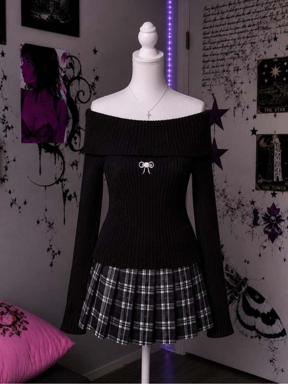 Off-Shoulder Black Ribbed Sweater with Bow Detail